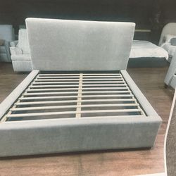 New Queen size platform bed light gray fabric upholstered