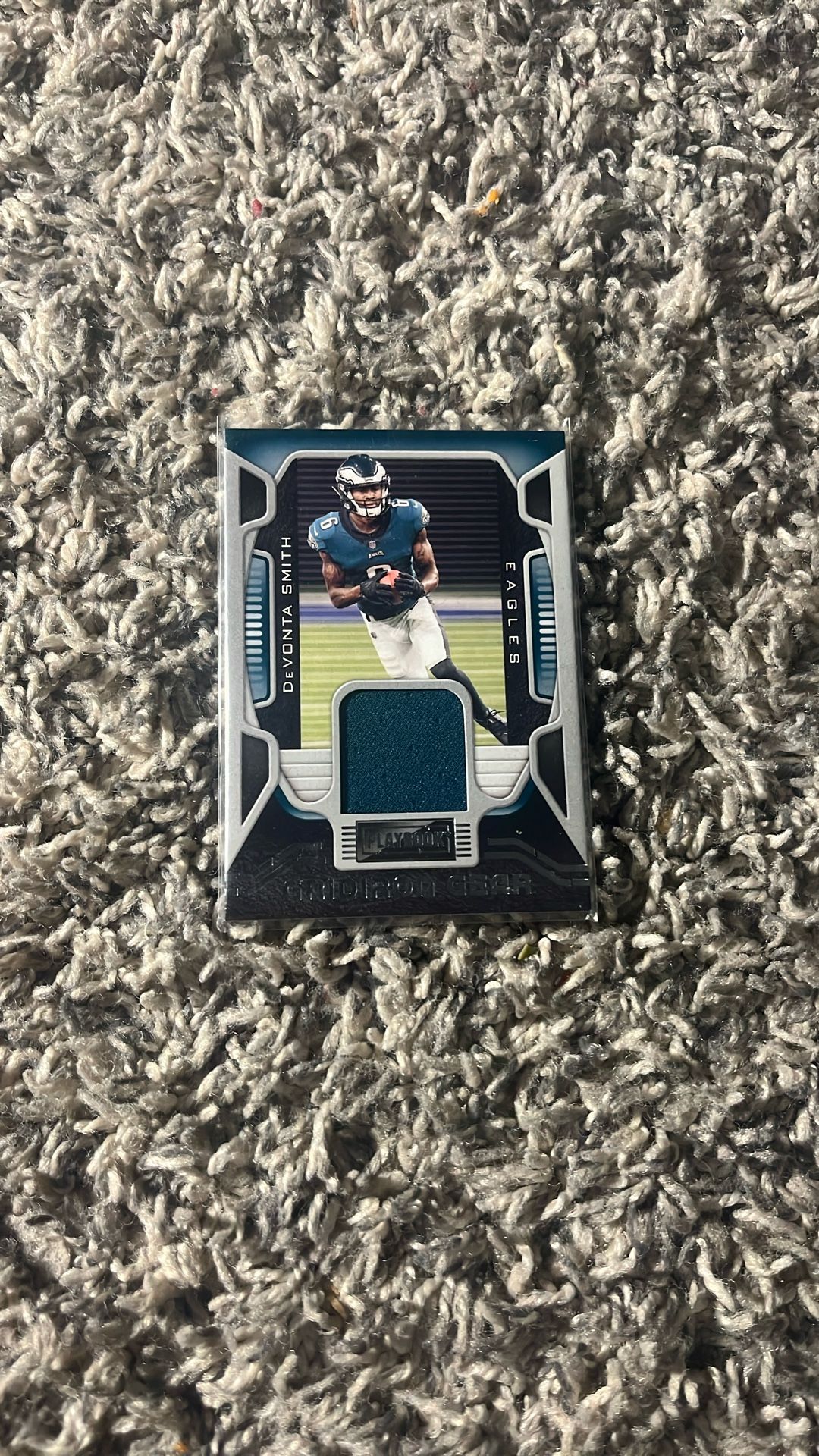 Devonta Smith Jersey Card