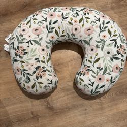 Boppy Pillow (nursing pillow)