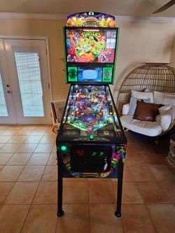 PINBALL STERN Teenage mutant ninja turtles Pinball