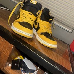 Air Jordan 1 Pollen