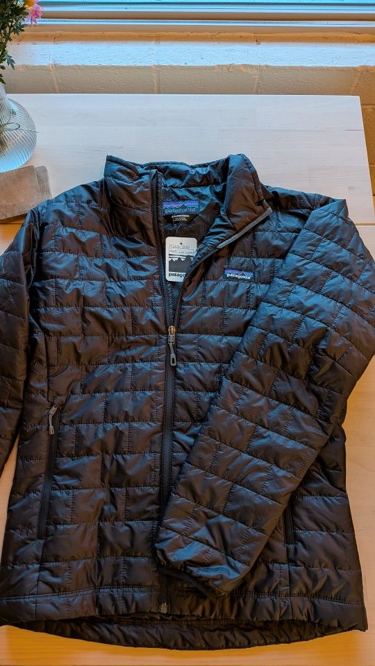 Patagonia M's S Nano Puff Jacket - New 