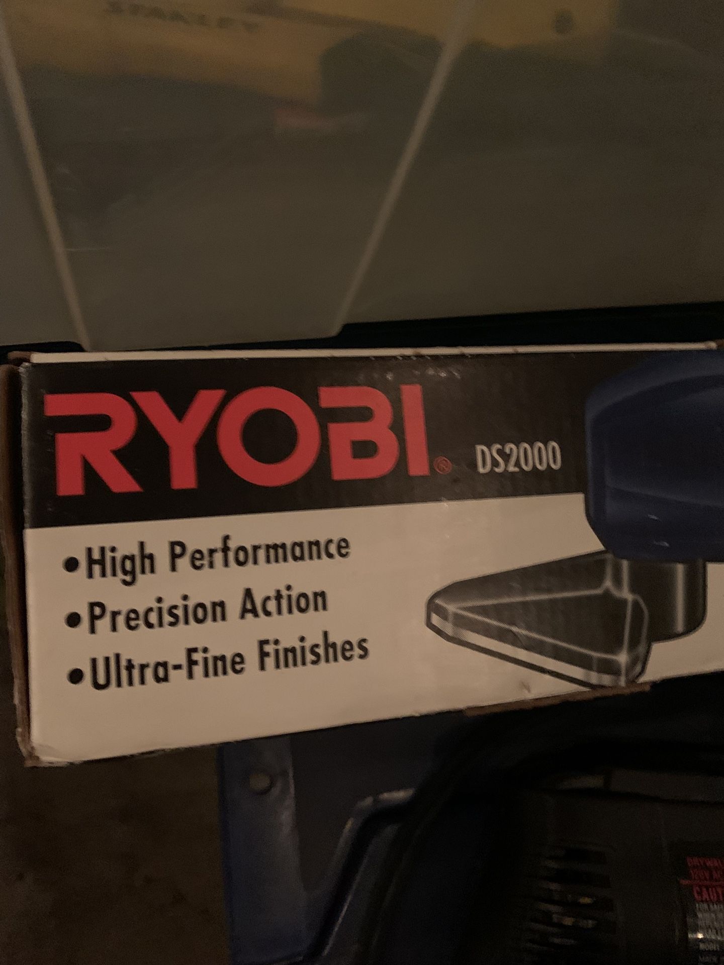 USED - Ryobi Electric Detail Sander (DS2000)