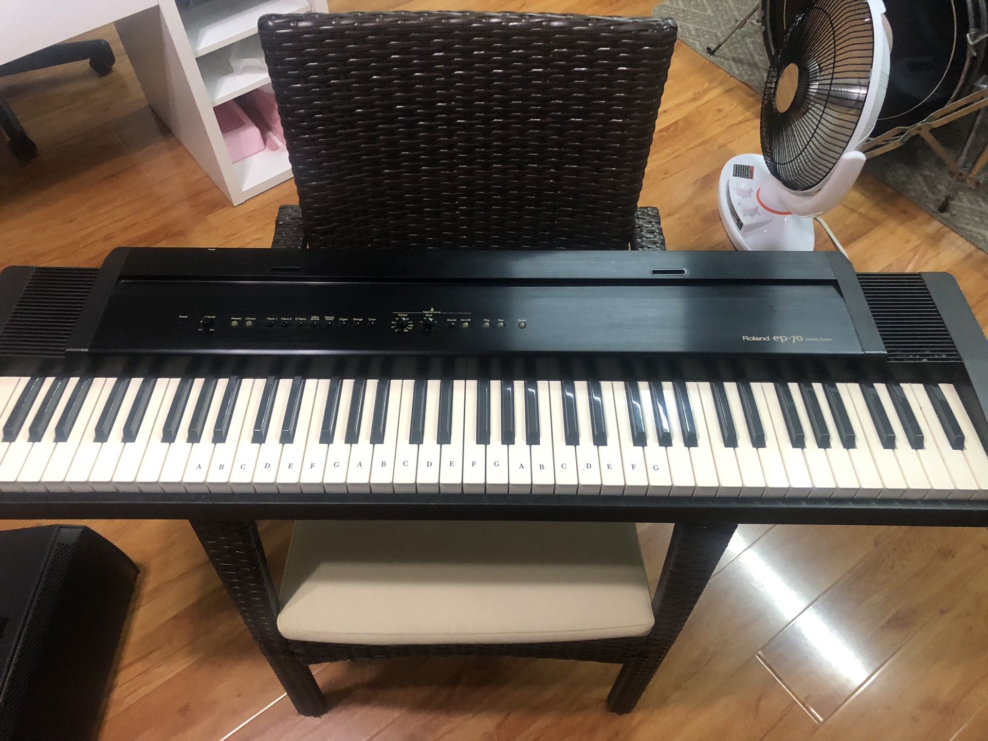 Piano Roland ep-70