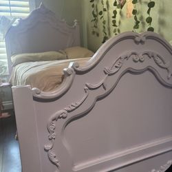Twin Bed 