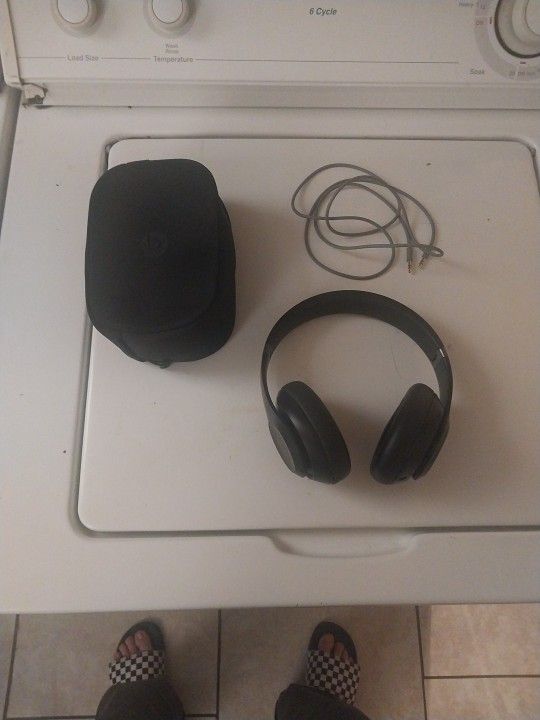 Beats Headphones Pro Black