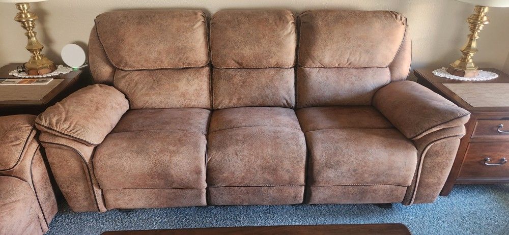 Buffalo Series Couch