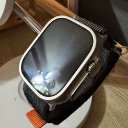 Apple Watch Ultra 2 Natural Titanium