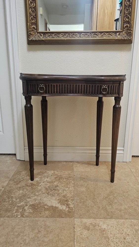 Small accent table, end table, vanity.. Neoclassical style