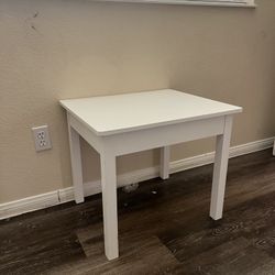 Melissa & Doug Kids Craft Table! 