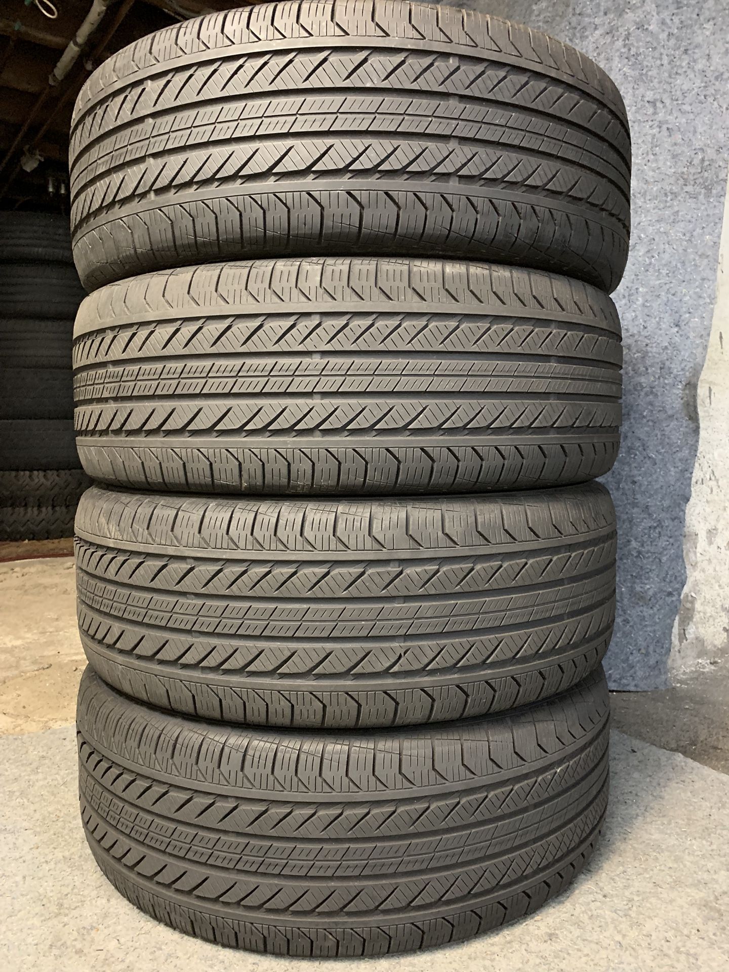 235-55-18 Continental Procontact