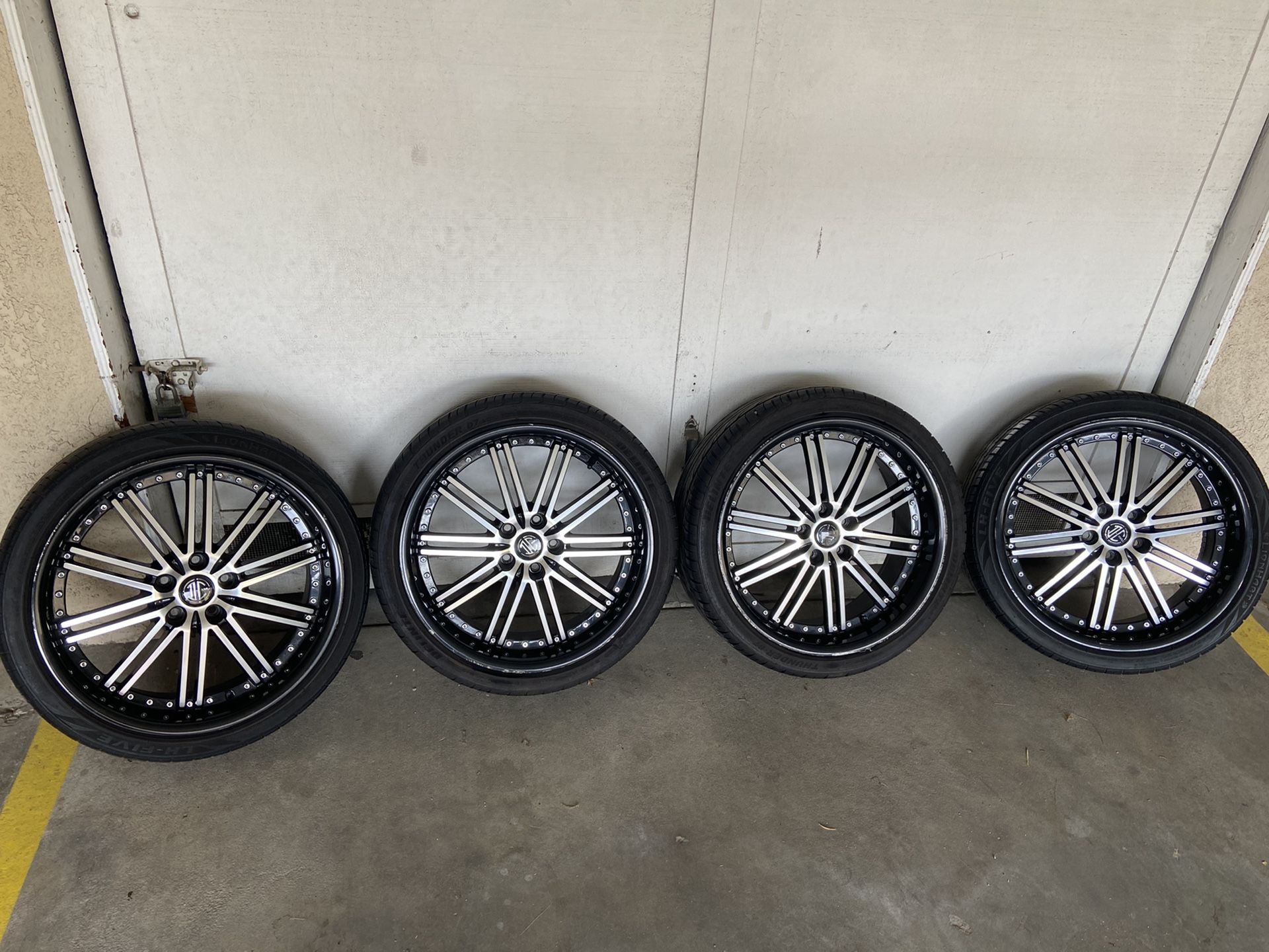 20” wheels & tires