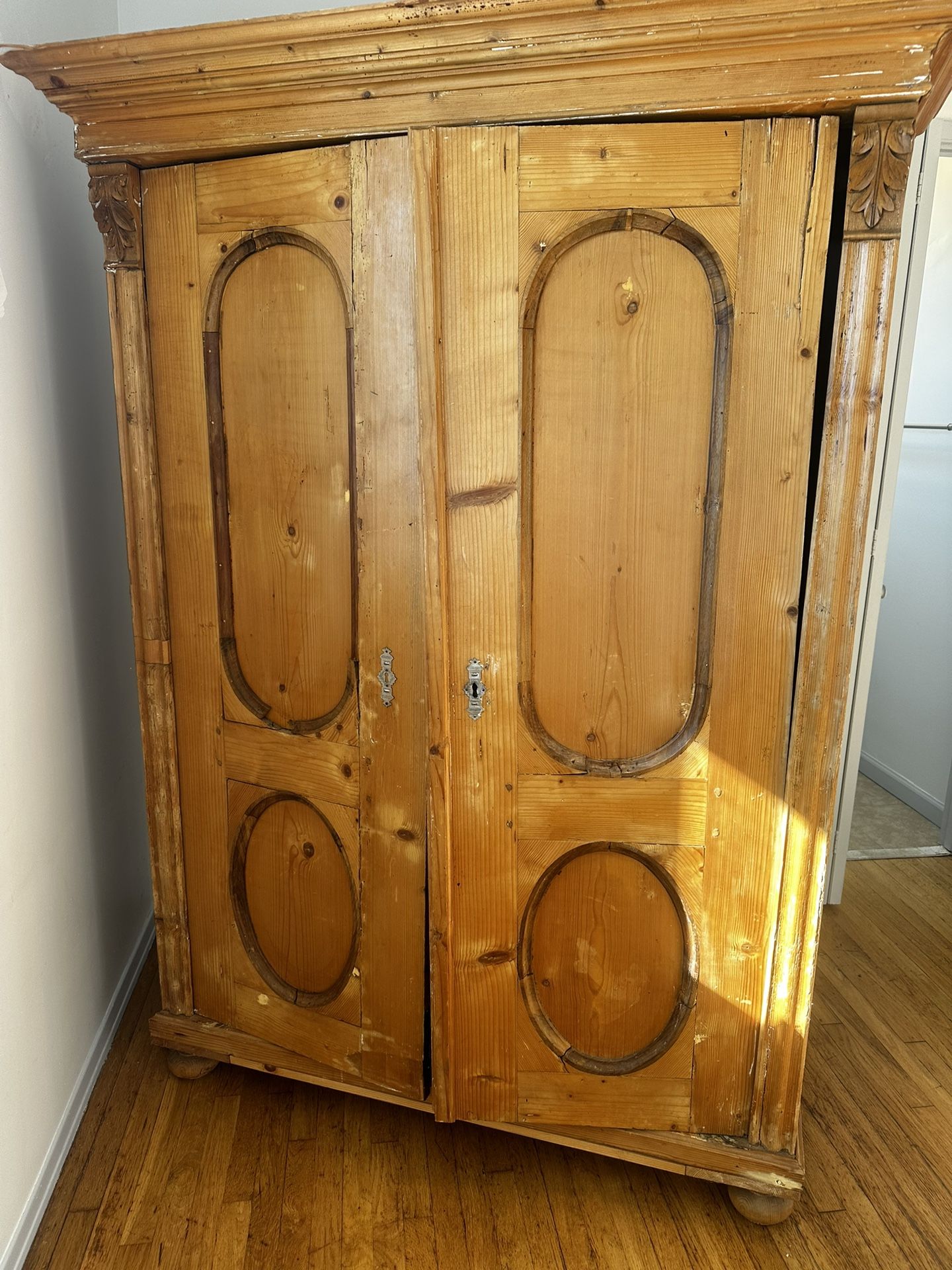 1700’s Vintage Wardrobe. Rare, Expensive, Can’t Take It With - Moving