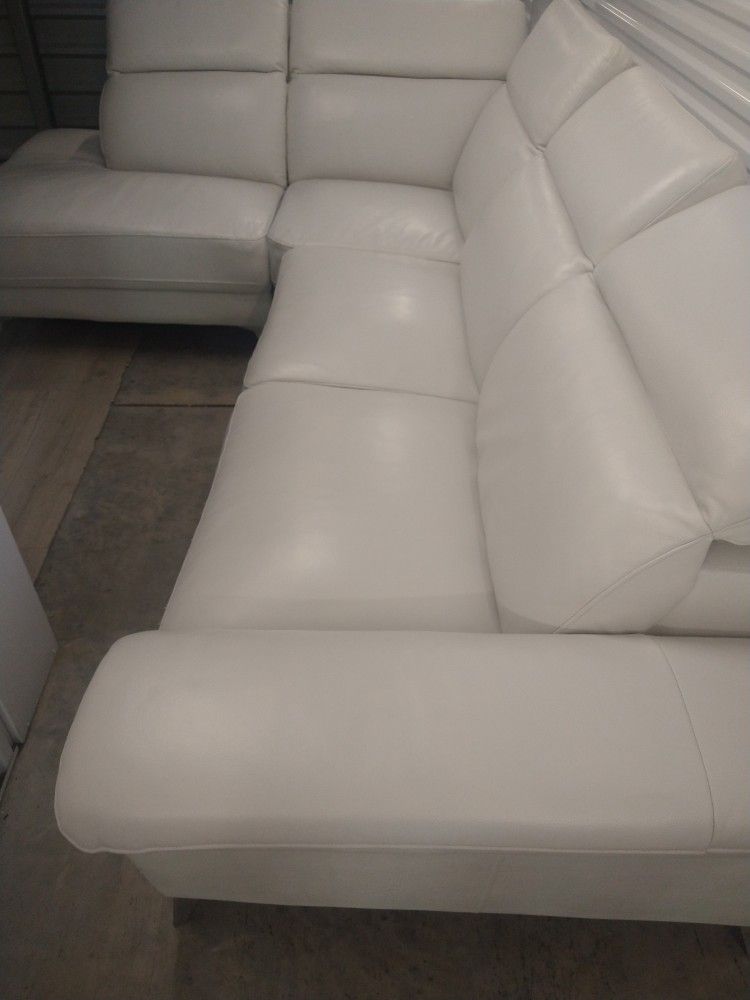SECTIONAL GENUINE LEATHER RECLINER ELECTRIC WHITE COLOR.. DELIVERY SERVICE AVAILABLE 🚚💥✅