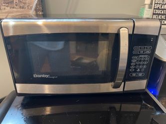 Countertop microwave