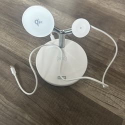 ULINE 3-in-1 Wireless Charger