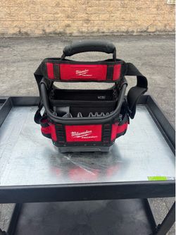 Milwaukee Structured Tote