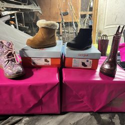 Girl Boots 