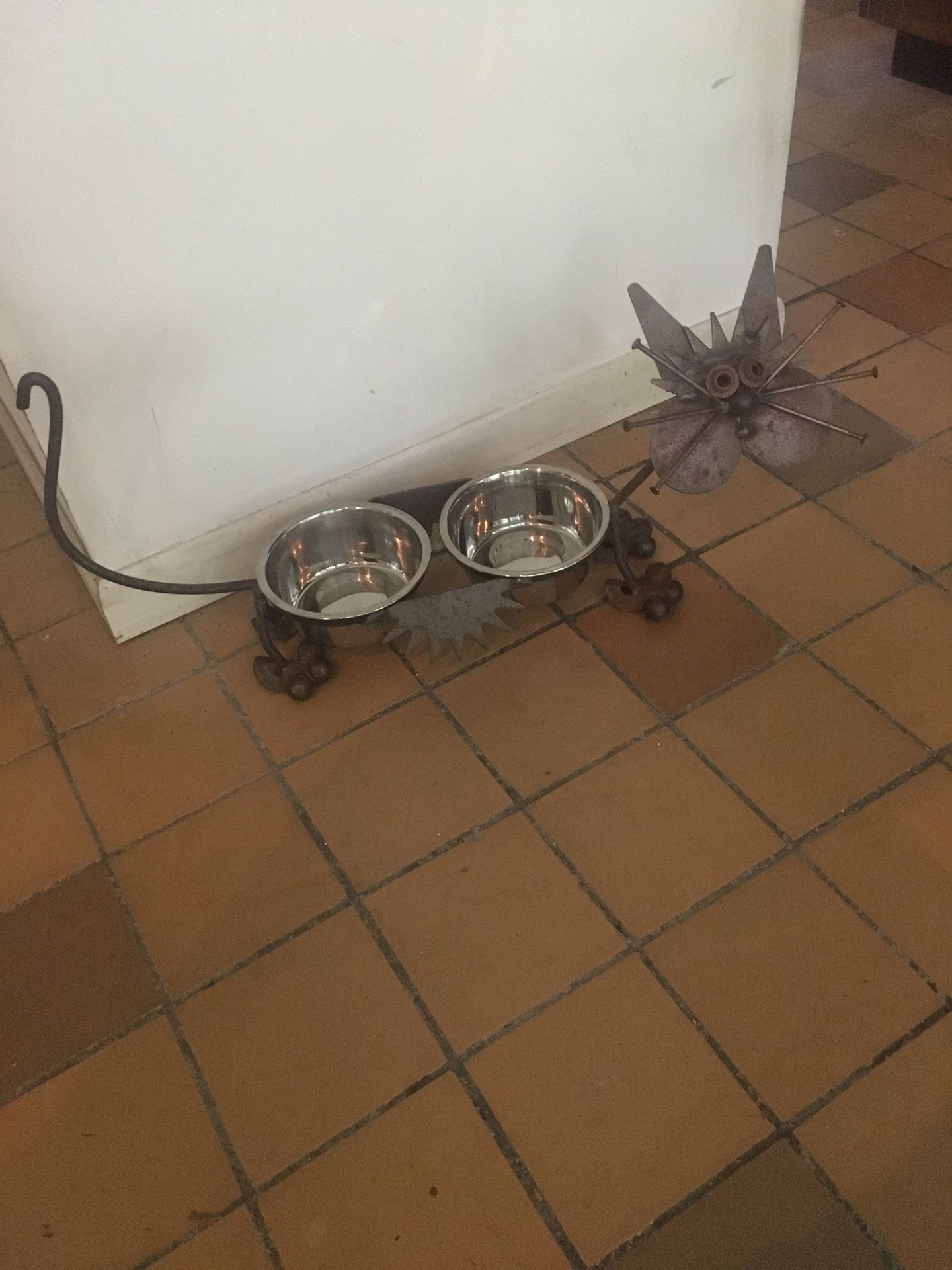 Yardbirds animal feeder
