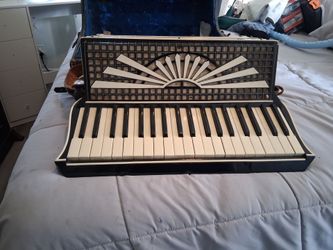 Accordion,black, vintage.