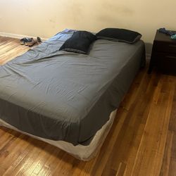 Queen Size Mattress & Box Spring 