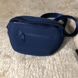 Quince-all Day Neoprene Belt Bag/Fanny Pack Navy Blue 