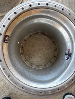 Aluminum racing wheel rim half