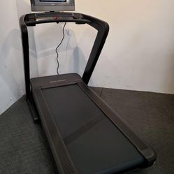 New In Box- Ifit NordicTrack 1250 Treadmill 