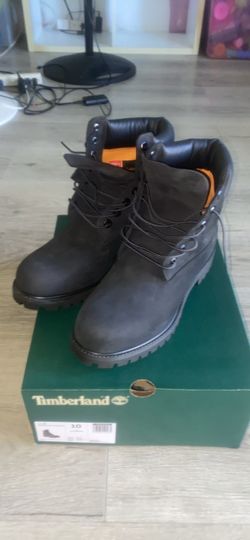 Brand new size 10 timberland boots