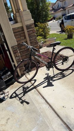 Schwinn road bike excellent condition everything works perfect