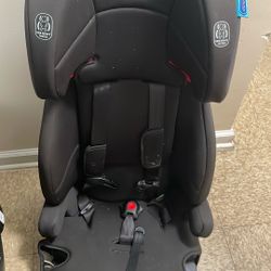 GRACO TRANZITIONS 3 IN 1 CAR SEAT