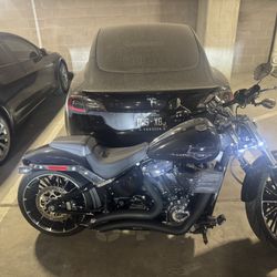 2025 Harley Davidson Breakout