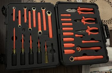 Flash Protection Inc. 30 Piece Insulated Electrical Maintenance Tool Kit