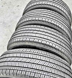 225/60/18 Michelin đđ Vendo un set de llantas con 80% de vida las 4 đđ