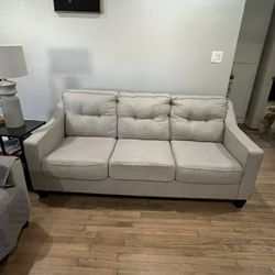  Nice couches for sale 600 or best offer