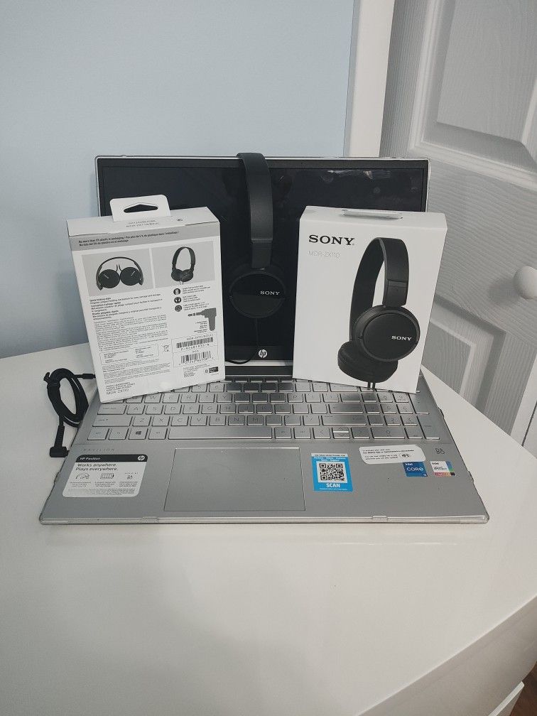 HEADPHONES 🎧 SONY SCHOOLS. NO BLUETOOTH