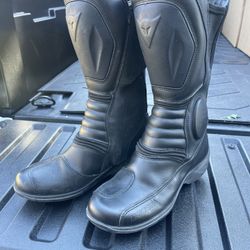 Dainese Motorcycle Boots 4.5 Fits Like 5.5