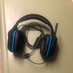 Logitech G432 gaming headphones