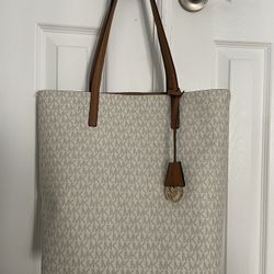 Michael Kors bag