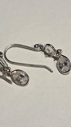 Vintage Dangle Diamond/White Gold Earrings 