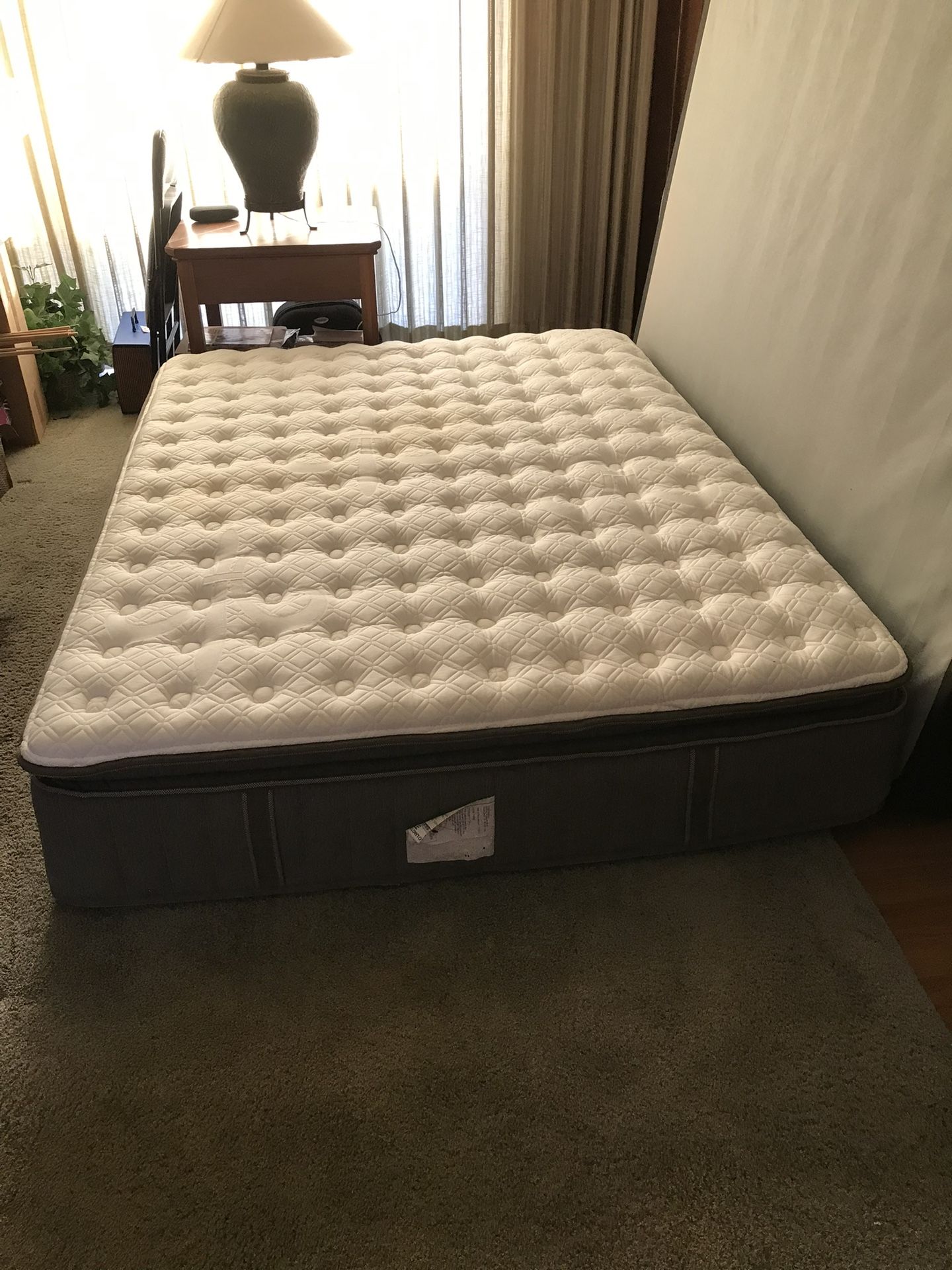 Queen Mattress And Box Springs for Sale in Whittier, CA OfferUp