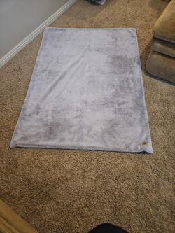 UGG Blanket Full Size