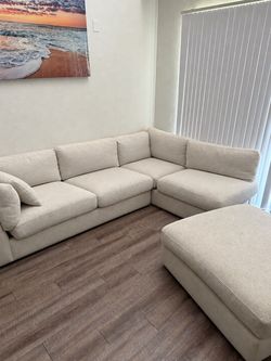 Cream Fabric Sectional Sofa with Ottoman