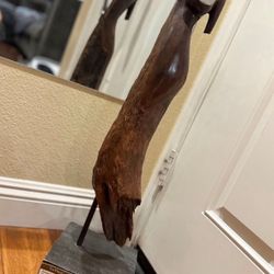 BEAUTIFUL ART “La Flaca" - Original Sculpture by Tony Jiménez - Cocobolo Wood