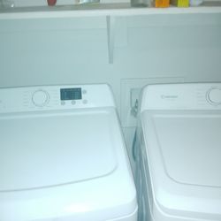 Washer and dryer for sell