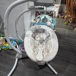 Fisher price Baby Swing