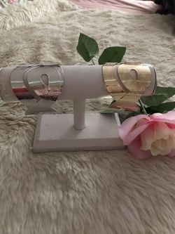 Adjustable bracelets