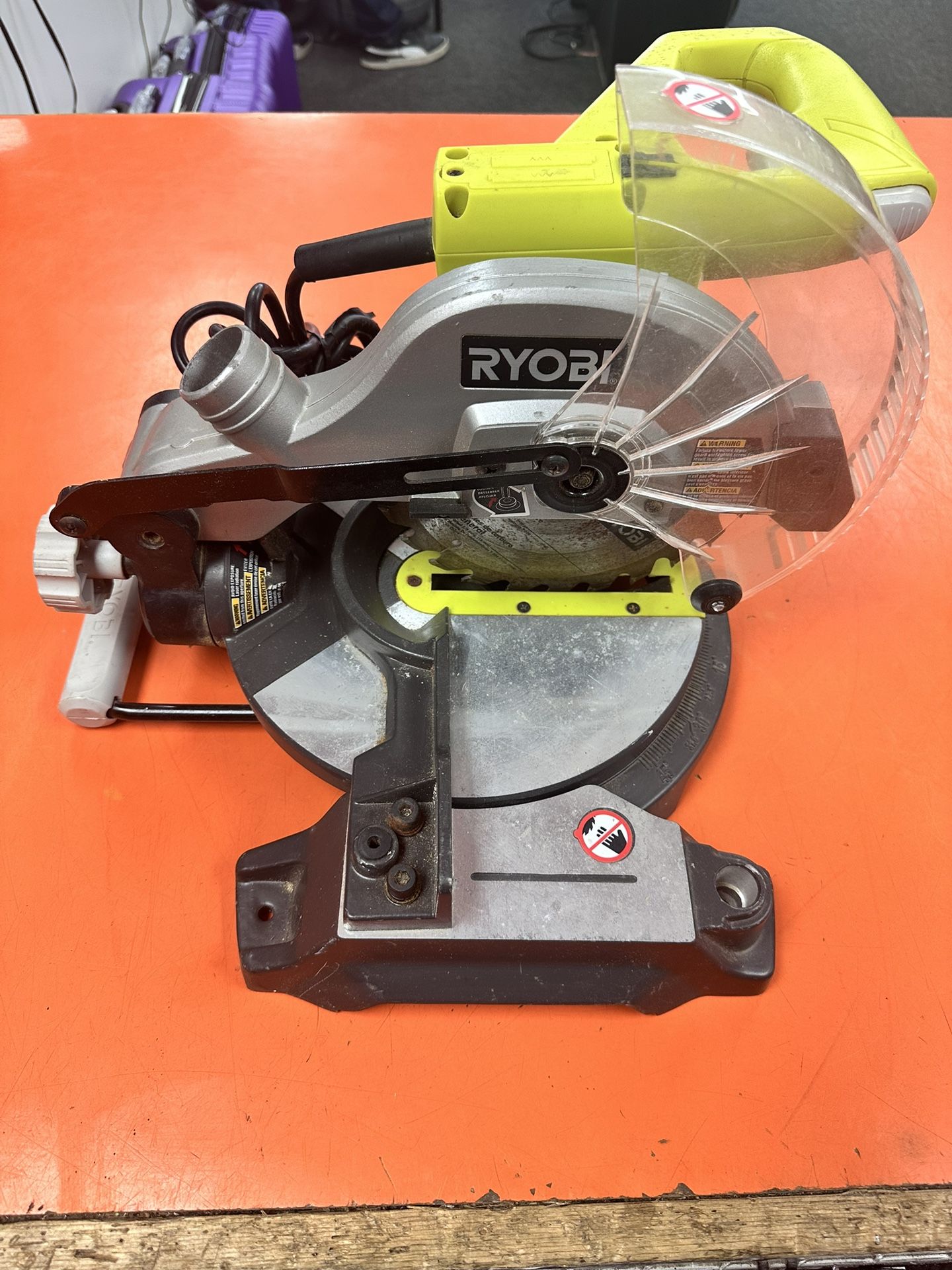 Ryobi TS1143L Miter Saw 