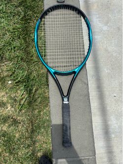 Tennis racket