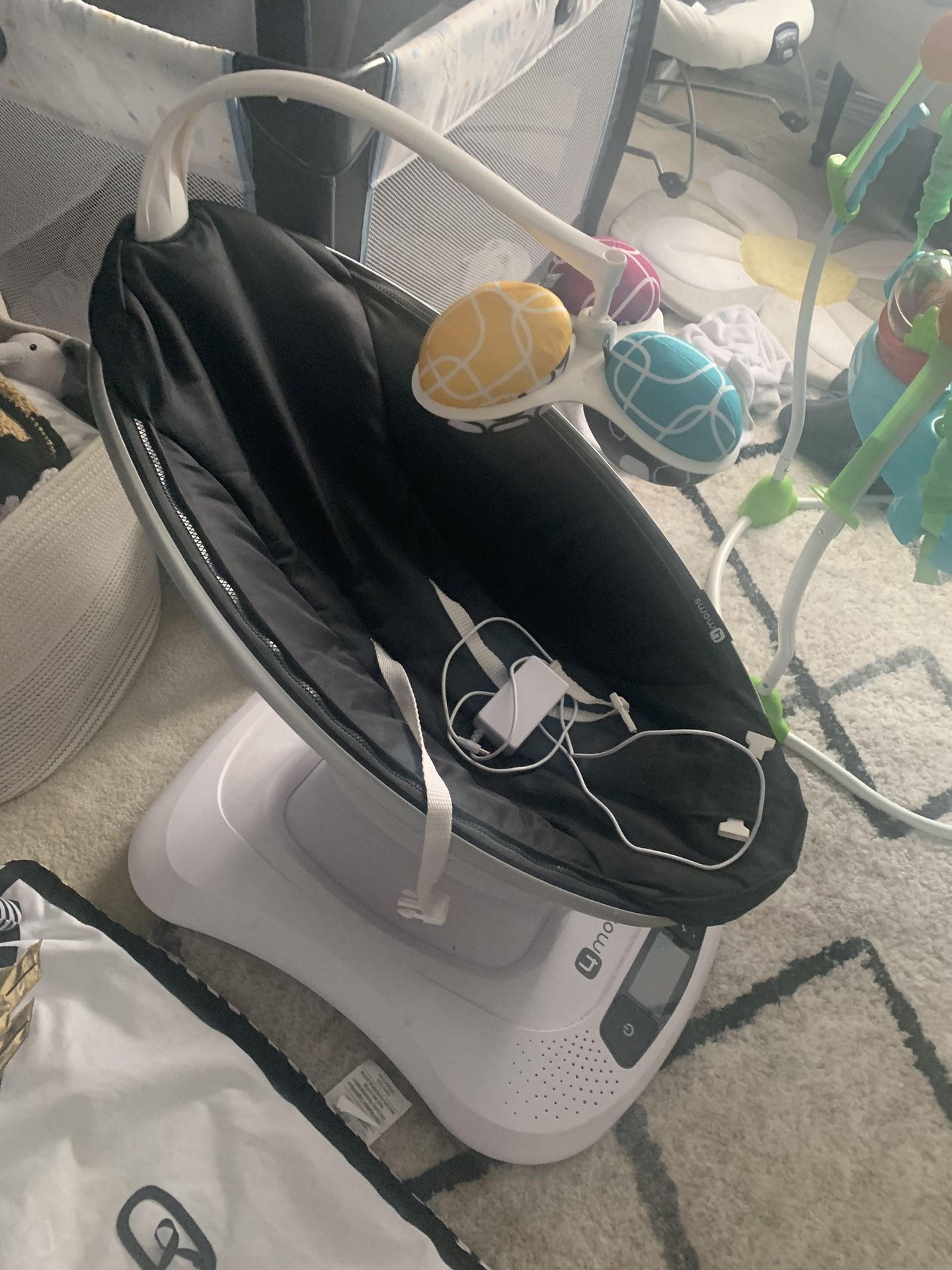 MamaRoo Infant Swing